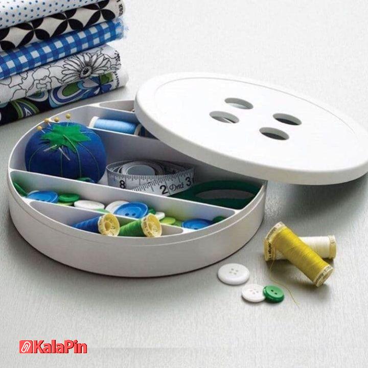 Untitled design (1) جعبه نخ و سوزن طرح دکمه - Image 4