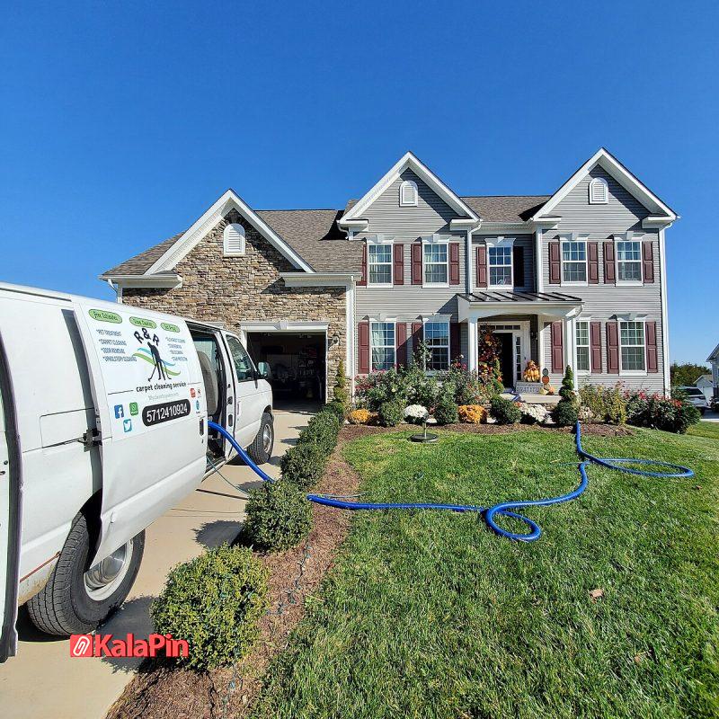 چگونه لکه های روی فرش را پاک کنیم